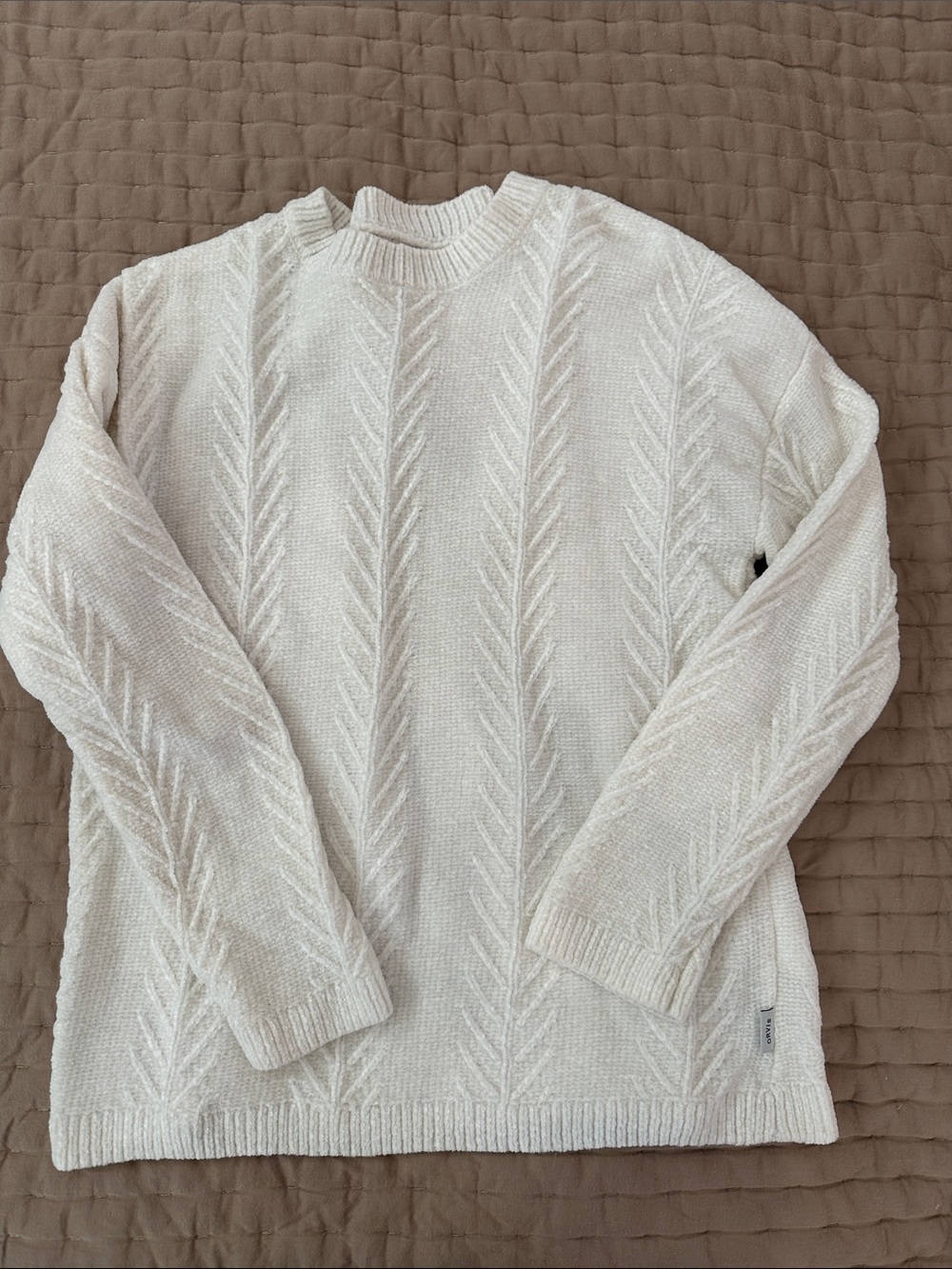 Orvis Cream Cable-Pattern Crewneck Sweater